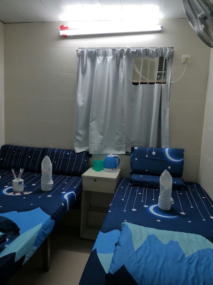 New Yan Yan Guest House, Room