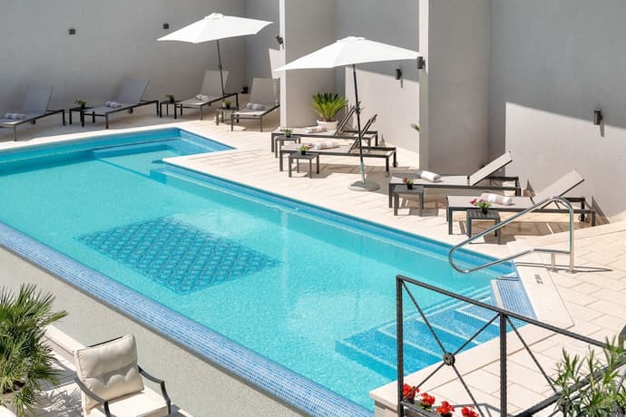 Hotel Cvita, Primary image