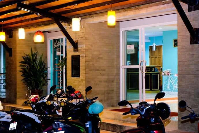 Raya Rawai Place, Primary image