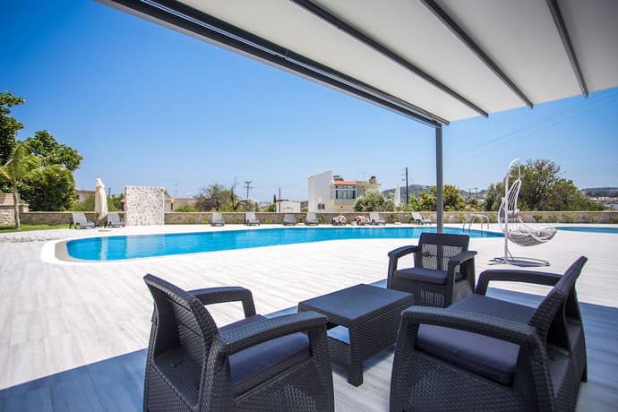 Madison Boutique, Primary image