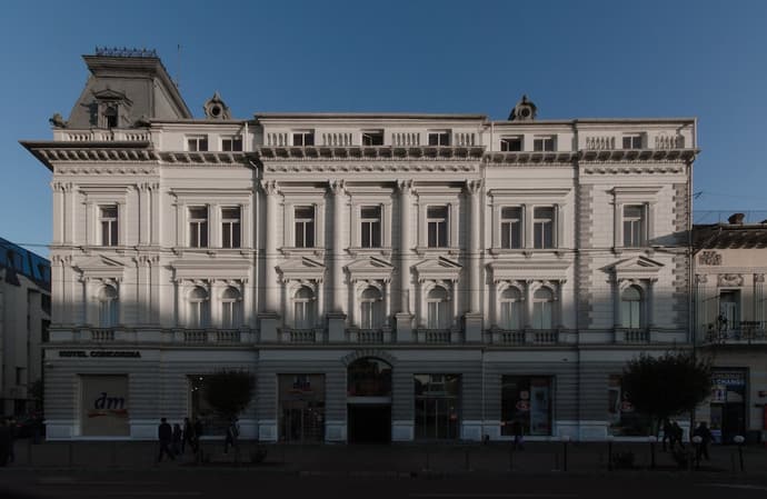 Hotel Concordia, Primary image