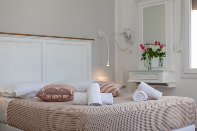 Nikos Verikokos Studios, Primary image