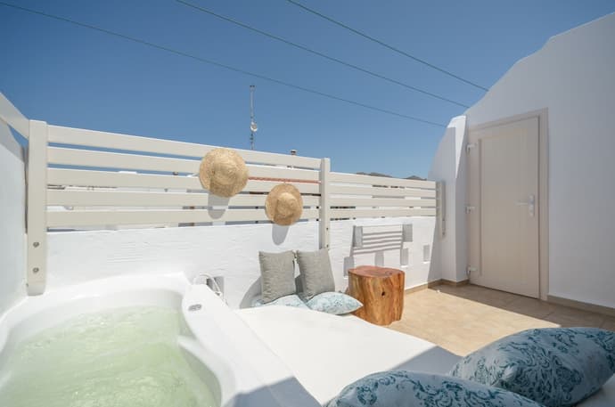 Blue Sky Summer, Primary image