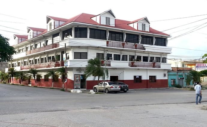 Hotel Casa Flores De Tikal, Primary image