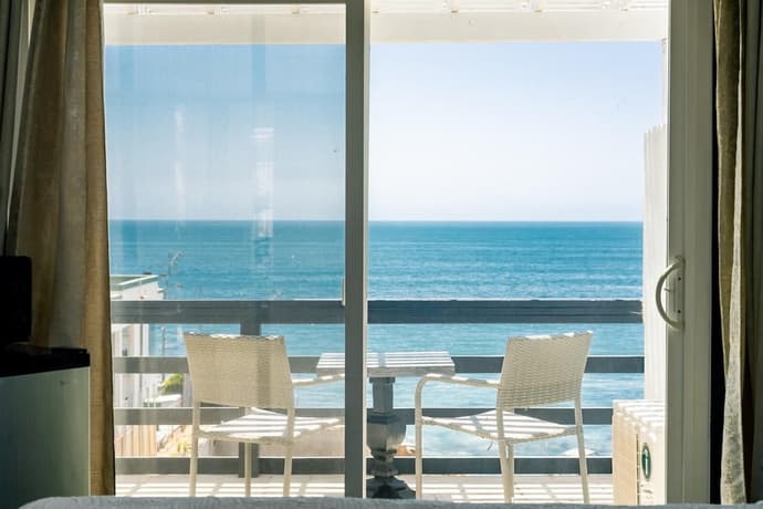 Laguna Cove Hotel, Primary image