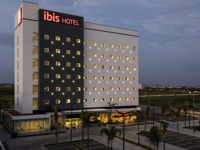 ibis Mazatlán Marina, Primary image