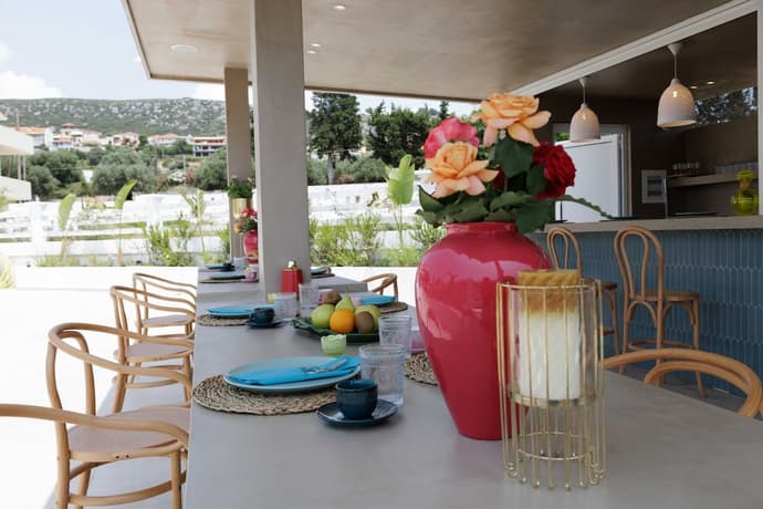 Maggana Residence, Primary image