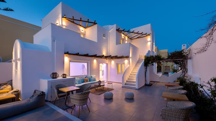 Emerald Collection Suites, Primary image