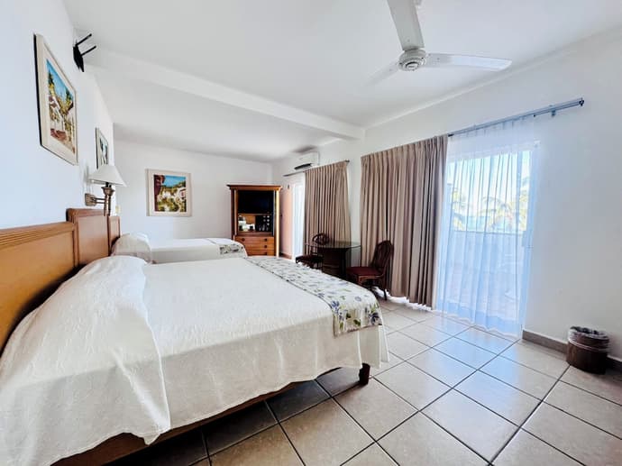 Hotel Tropicana - Near Olas Altas Street, Primary image