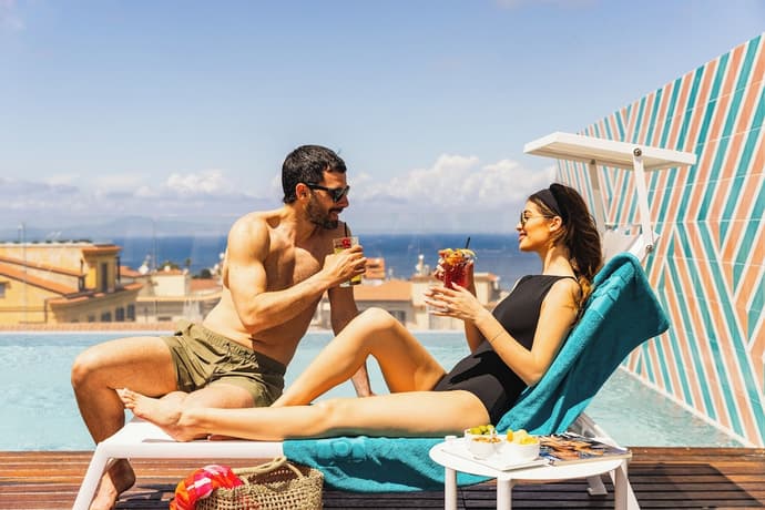 Hotel Plaza, Primary image