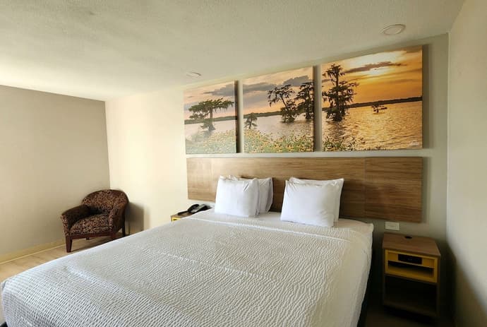 Days Inn by Wyndham Lafayette Scott, Primary image