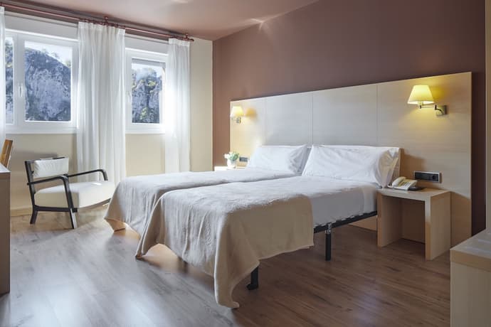 IRAIPE SANTUARIO DE ARANTZAZU HOTEL, Room