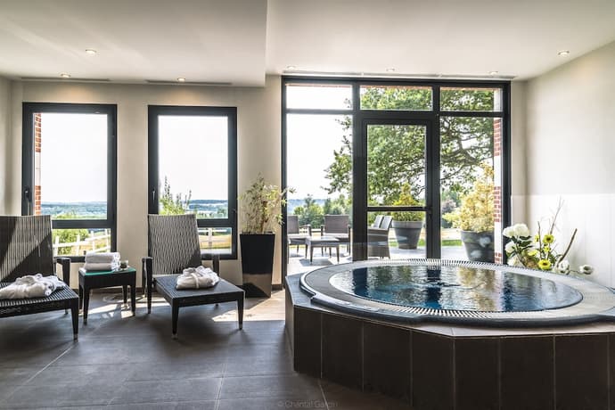 Hôtel du Golf, Primary image