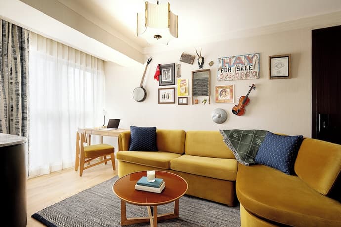 Hutton Hotel, Primary image