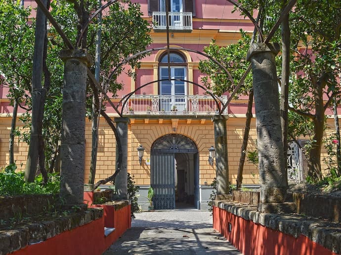 The Secret Garden Relais, Primary image