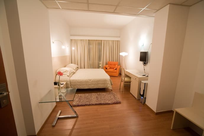 Olympic Star, Primary image