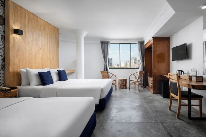 Pacific Hotel, Phnom Penh, Primary image