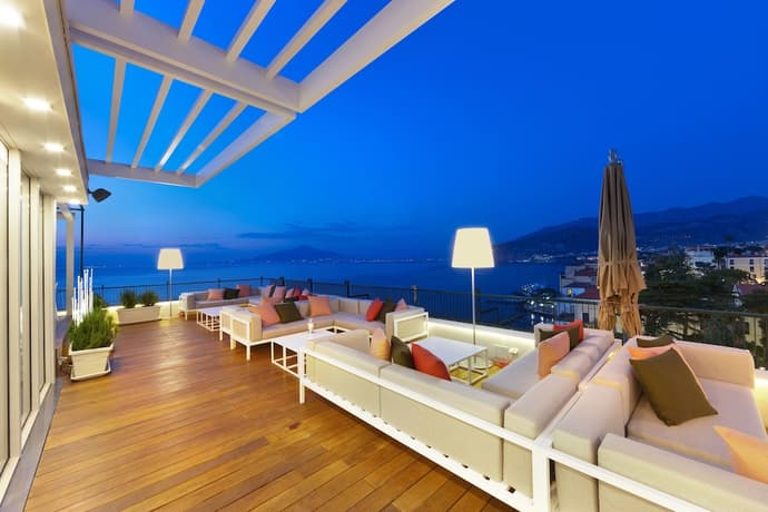 Continental, Primary image