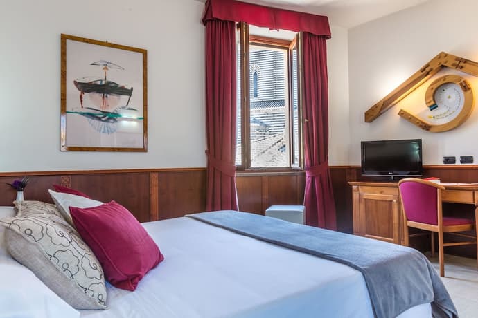 Hotel Duomo, Primary image