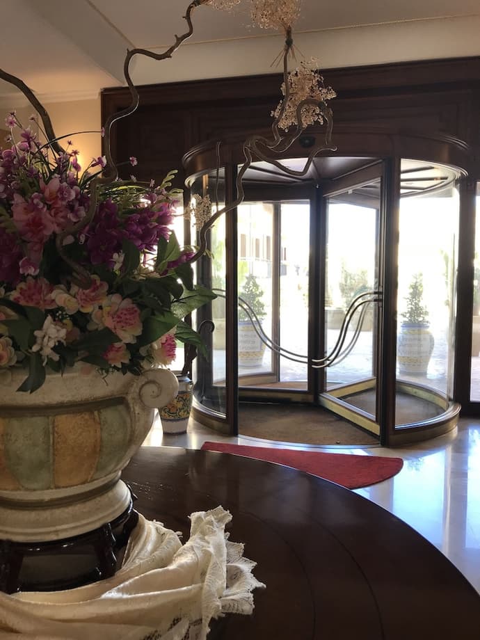 Grand Hotel Palace, Interior entrance