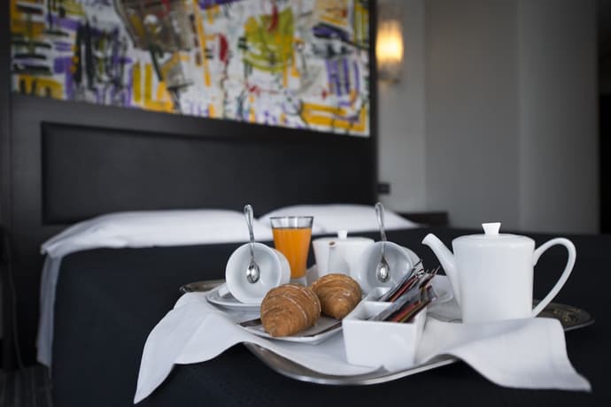 Twentyone Hotel, Primary image