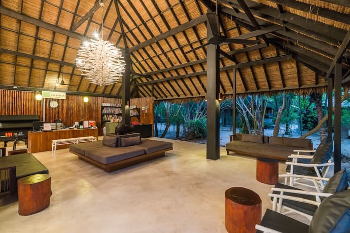 The Sevenseas Resort, Interior entrance