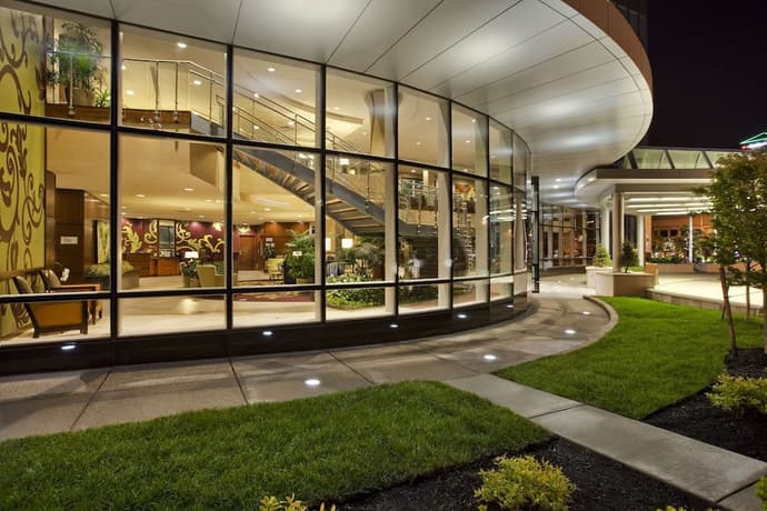 Embassy Suites Buffalo, Primary image