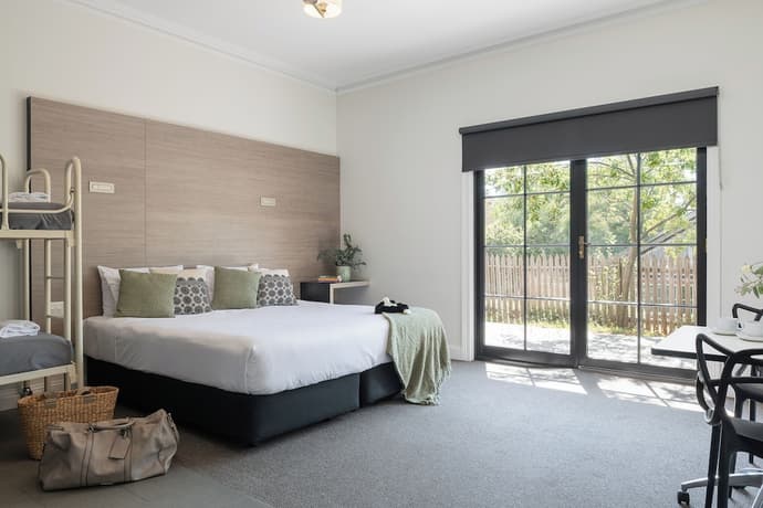 Sovereign Hill Hotel, Primary image