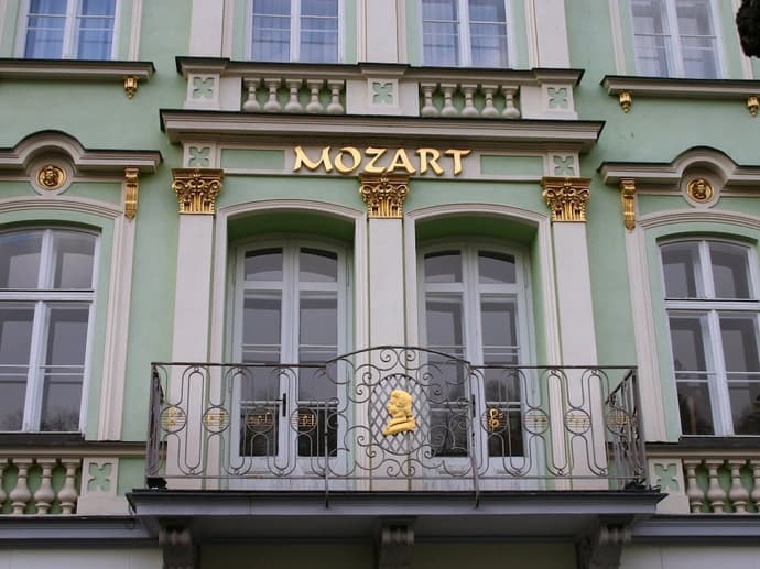 EA Hotel Mozart, Primary image