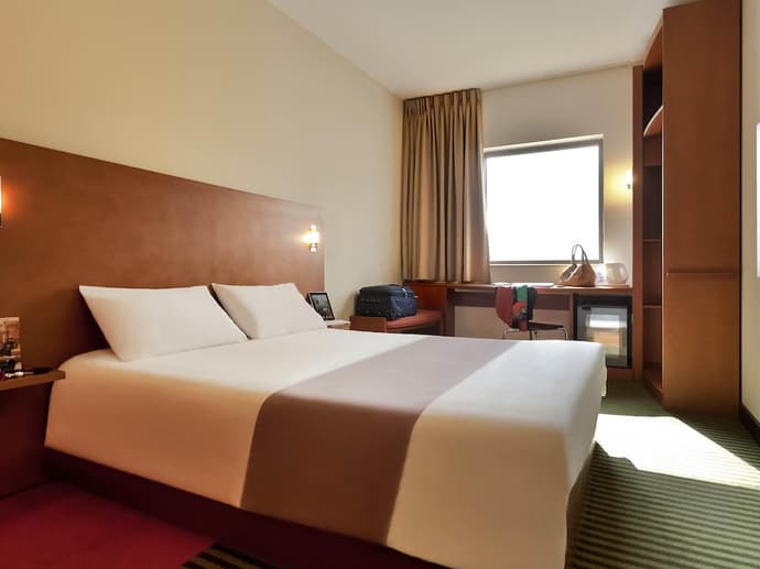 ibis Amman, Primary image