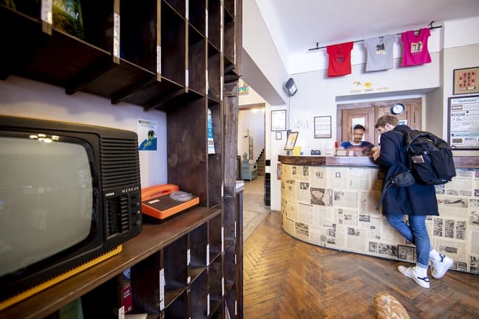 Sir Toby's Hostel, Primary image