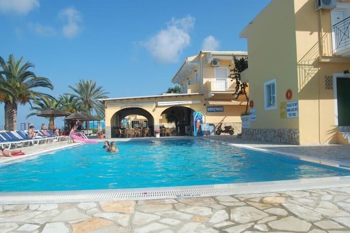 Complex Lemon Grove, Primary image