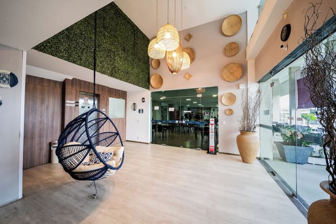 Praia Mar, Primary image