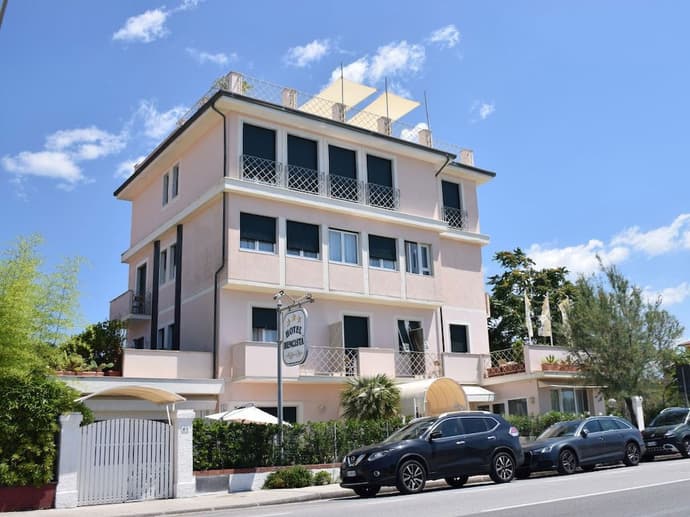 Hotel Bencista, Primary image