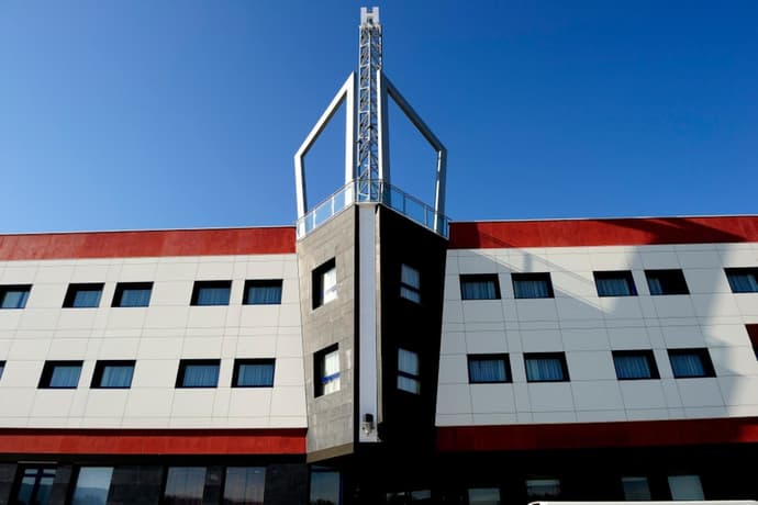 Hotel Naval Sestao, Primary image