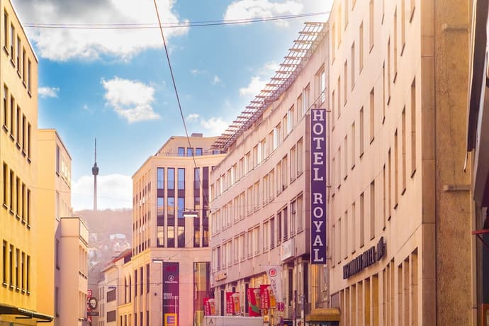 Hotel Royal, Primary image