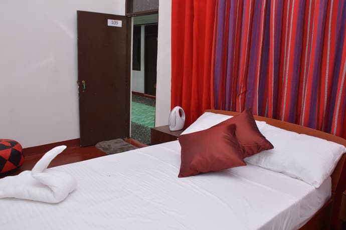 Cinnamon Airport Residencies, 