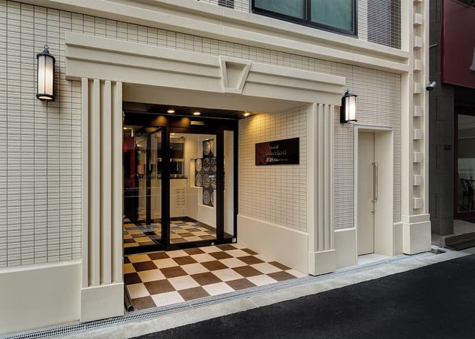 Sanrriott Kitahama, Primary image