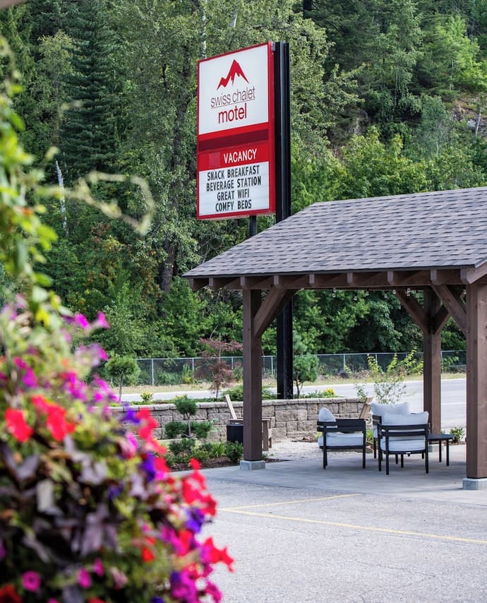 Swiss Chalet Motel, Primary image