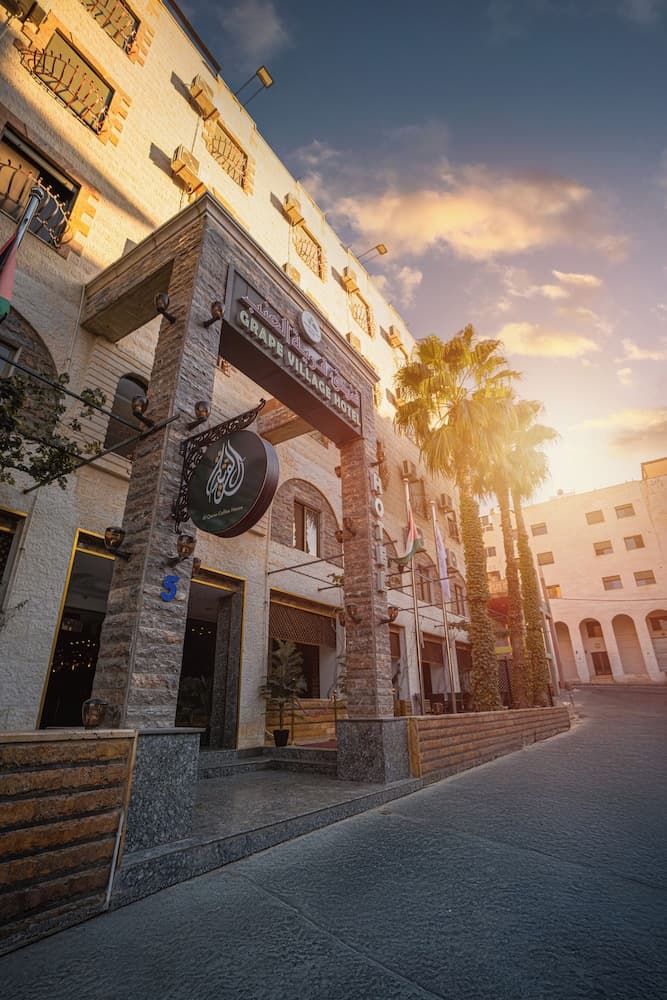 Grape Village Hotel, Primary image