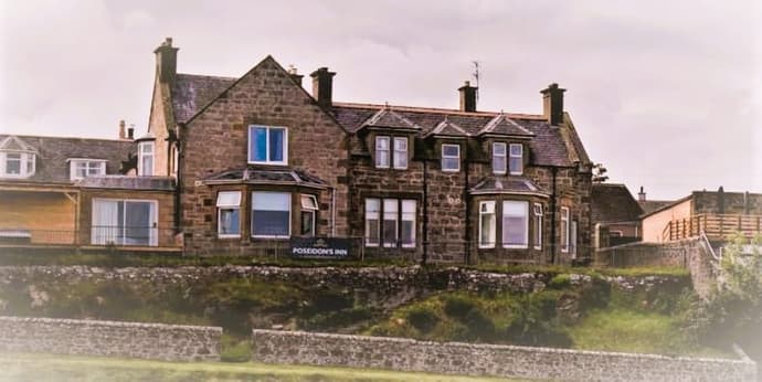 Poseidon's Inn, Primary image