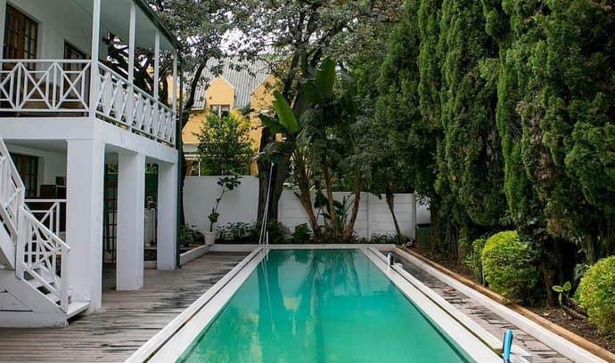 Sandton Farmhouse, Primary image