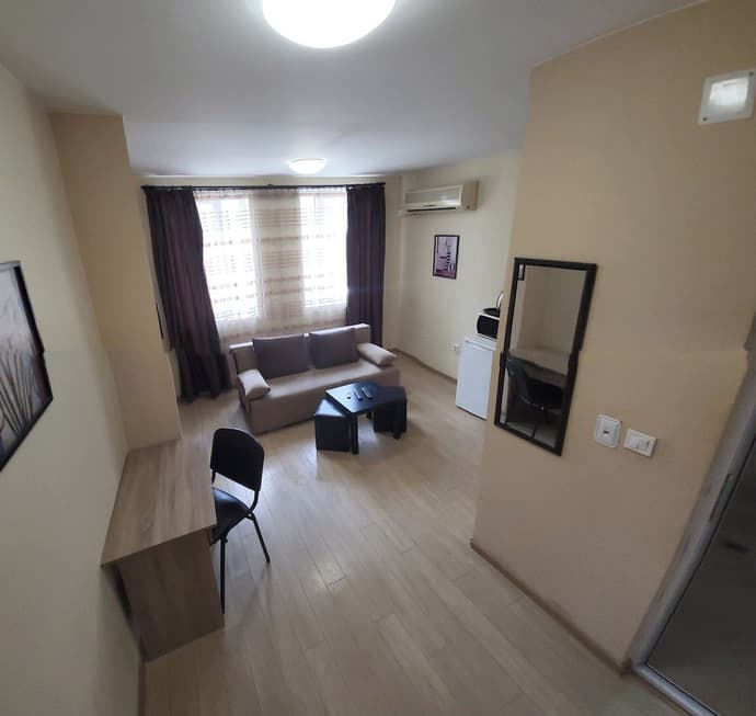 Twain Apart & Rooms, Primary image