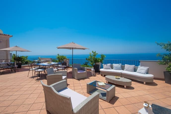 Villa Marina, Primary image