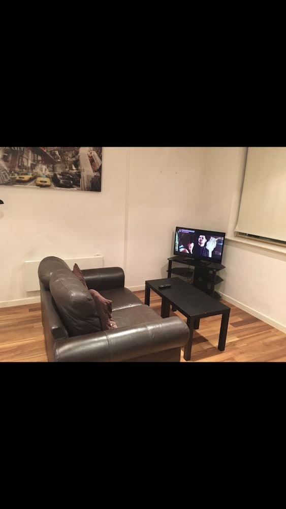 The Greengates Apartments 4, Primary image