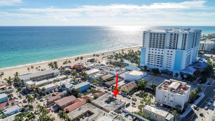 Beach Inn by DesignedVR, Primary image