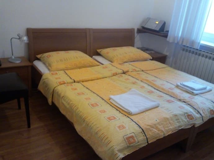 Angela Classic Rooms, Primary image