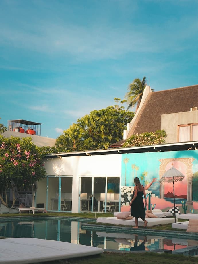 Dream Hotel, Primary image