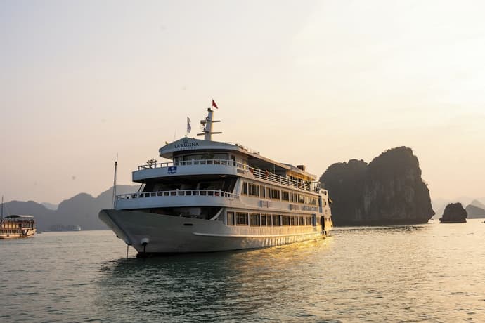 La Regina Royal Cruise, Primary image