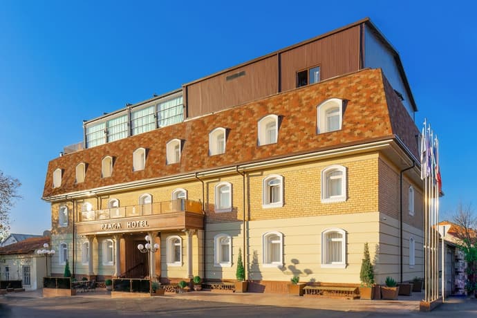 Praga Hotel, Primary image